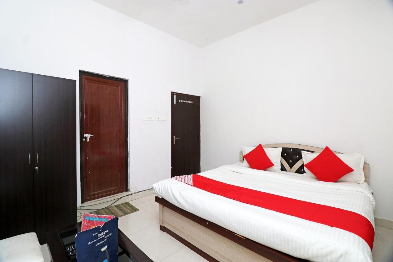 Oyo 24572 Express Inn Lucknow Luaran gambar