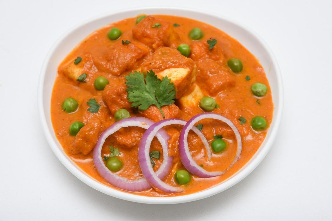 Oyo 24572 Express Inn Lucknow Luaran gambar