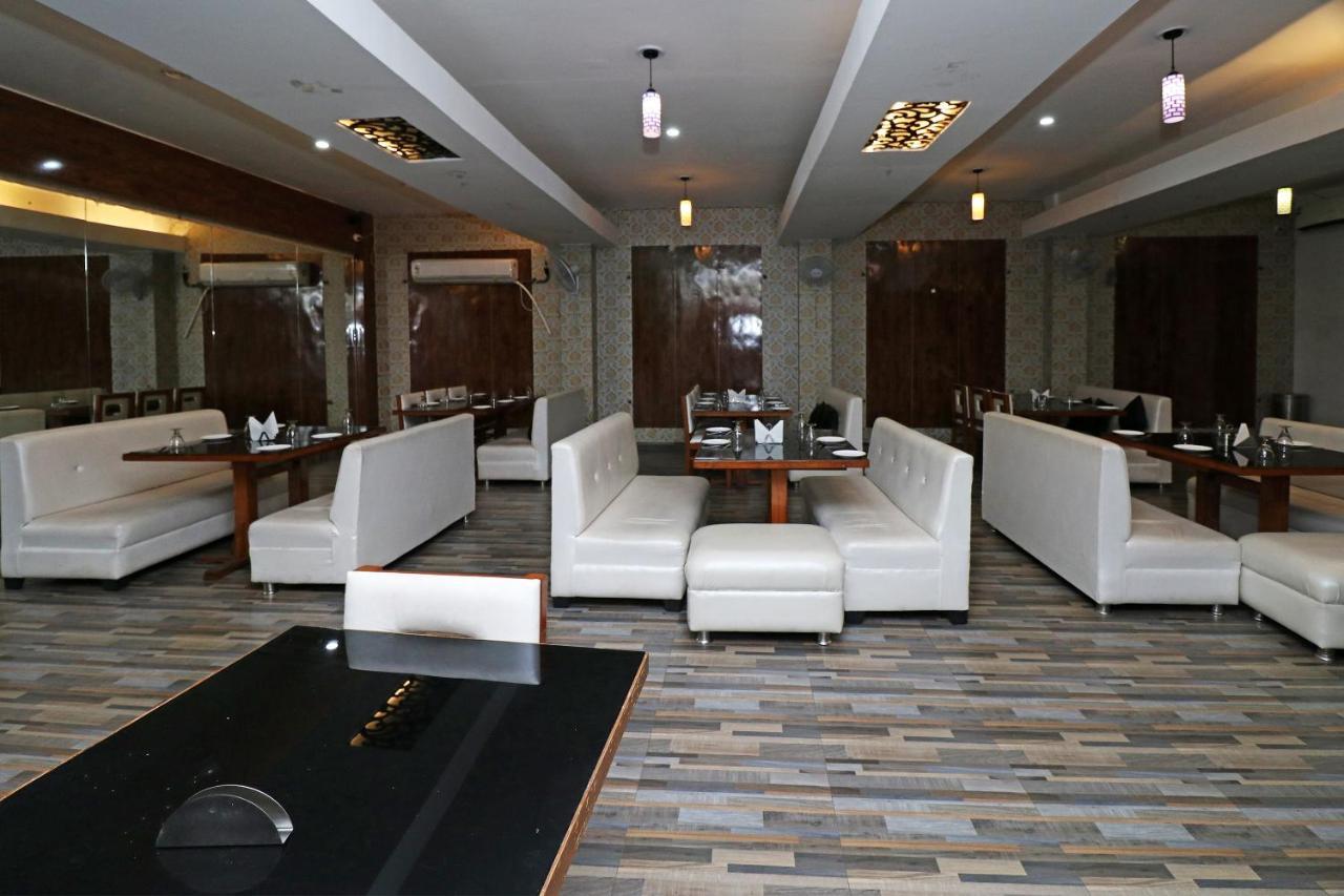 Oyo 24572 Express Inn Lucknow Luaran gambar