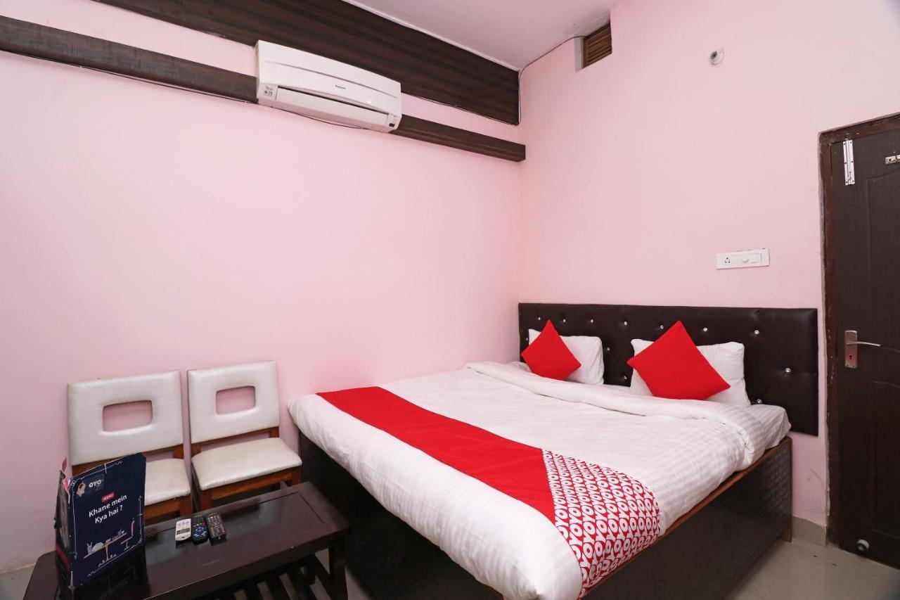 Oyo 24572 Express Inn Lucknow Luaran gambar
