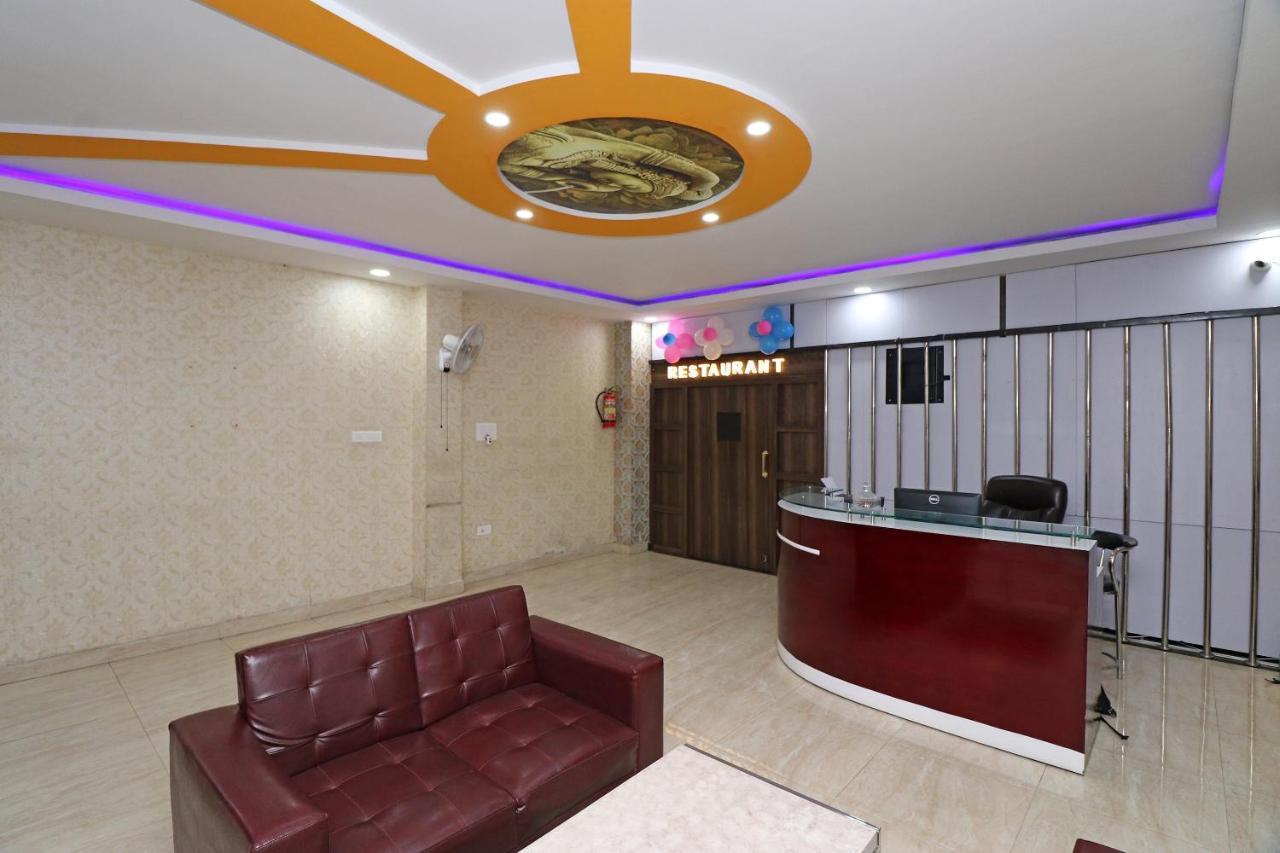 Oyo 24572 Express Inn Lucknow Luaran gambar